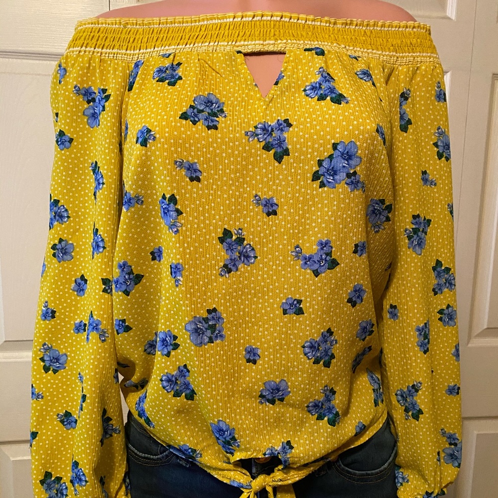 Off The Shoulders Shirt